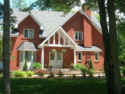 Maple Woods Casselman Bagian luar foto