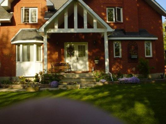 Maple Woods Casselman Bagian luar foto
